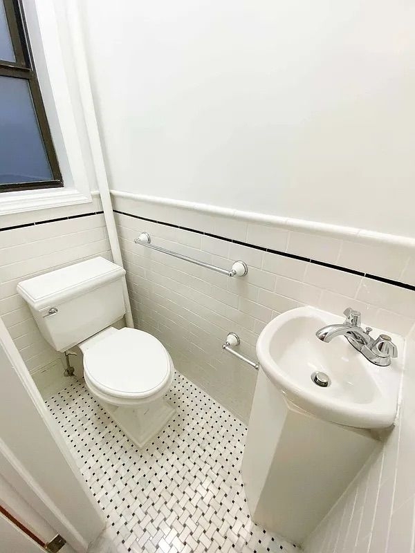 West 79 Street - Photo 3