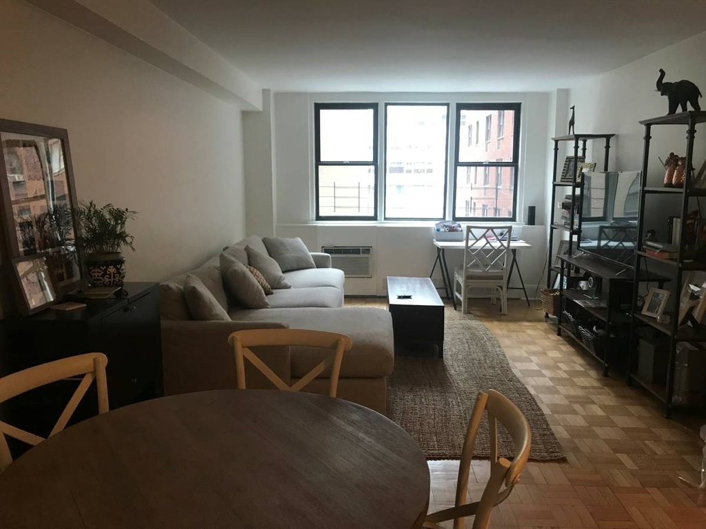 East 79th Street - Photo 1