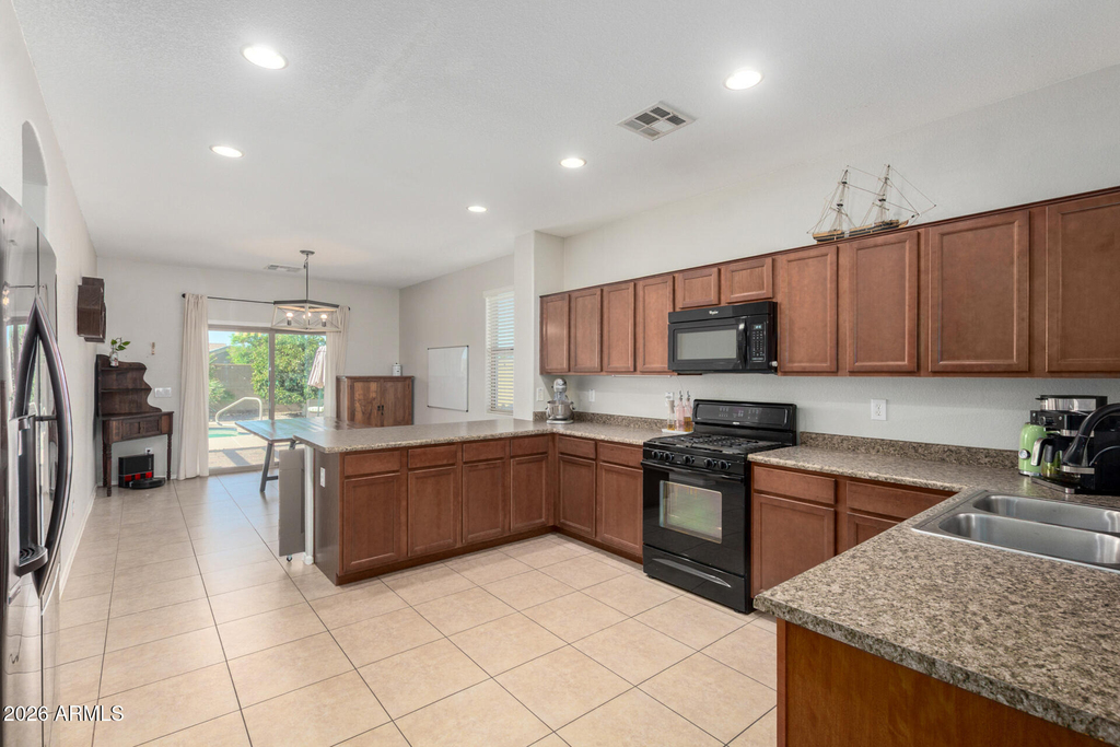 18864 N Lariat Road - Photo 4