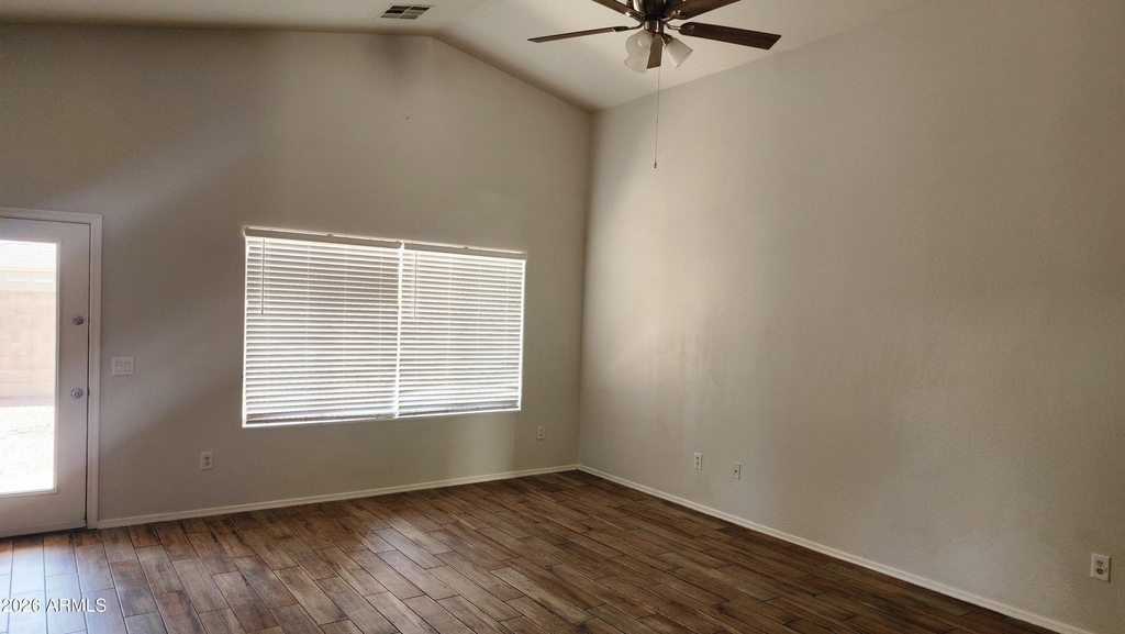 11229 W Chase Drive - Photo 6