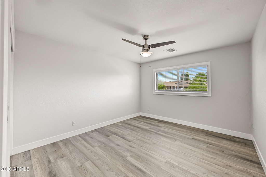 8714 E Clarendon Avenue - Photo 24