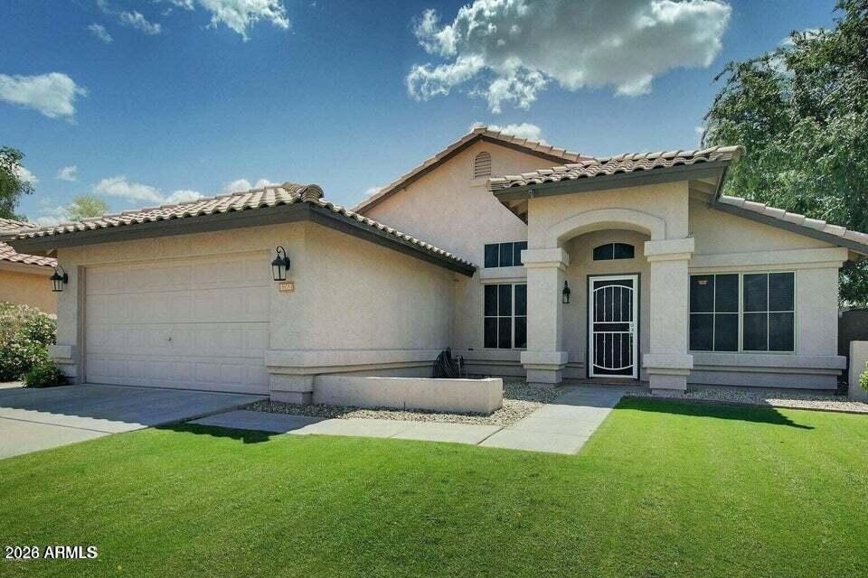 1261 W Canary Way - Photo 0
