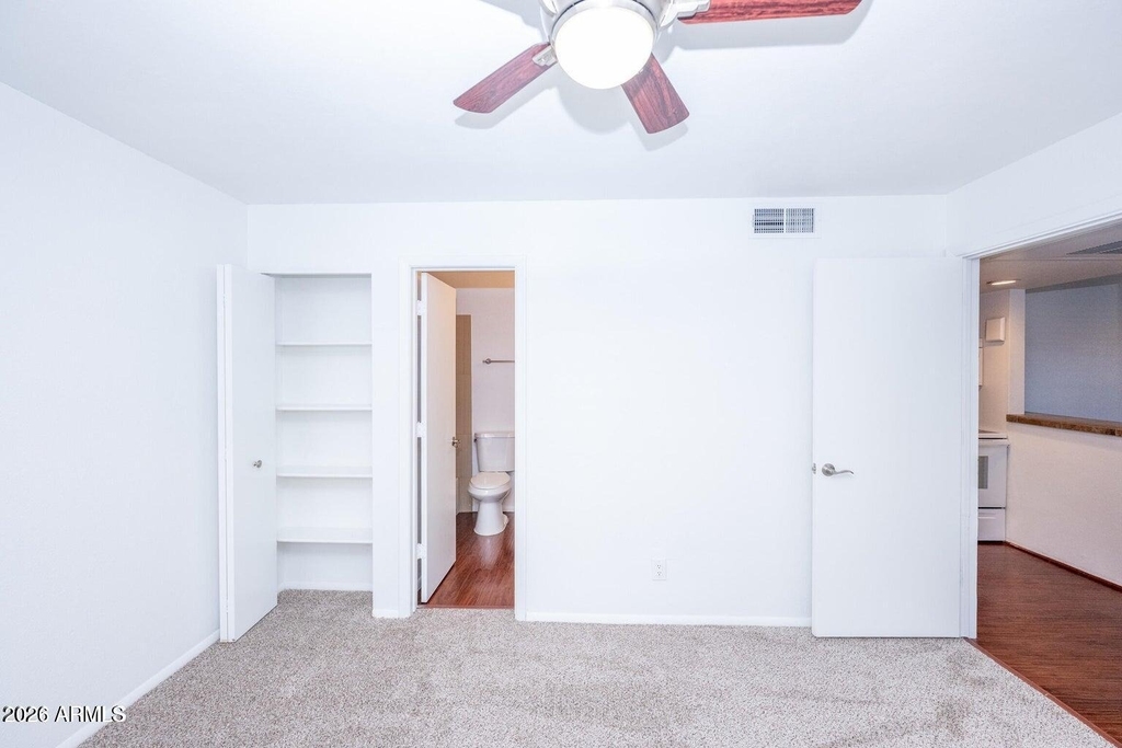700 W University Drive - Photo 10