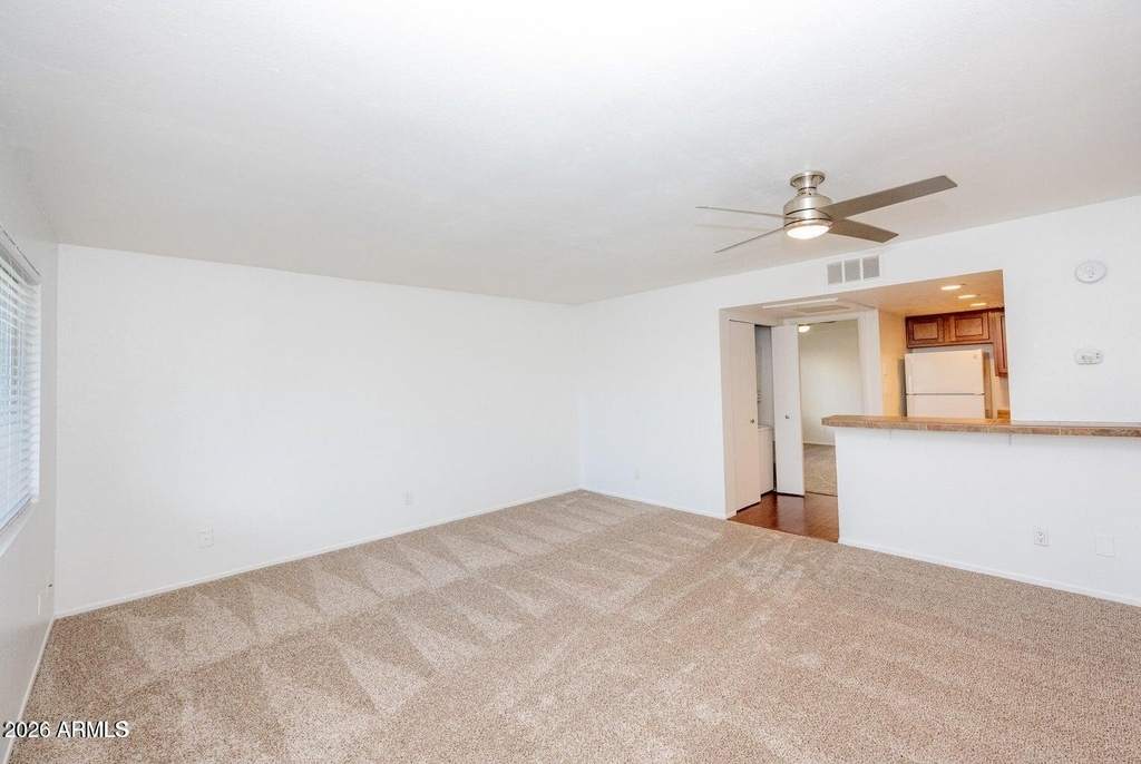 700 W University Drive - Photo 5