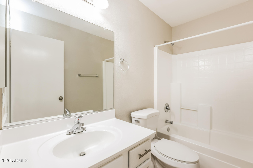 9329 W Beryl Avenue - Photo 13