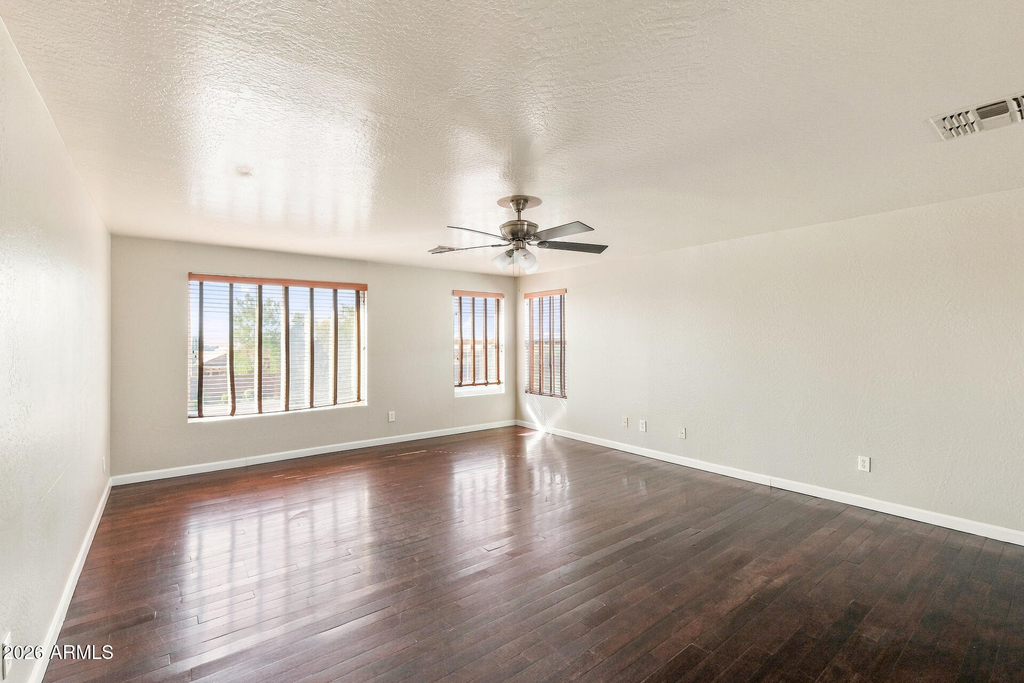22593 W Solano Drive - Photo 7