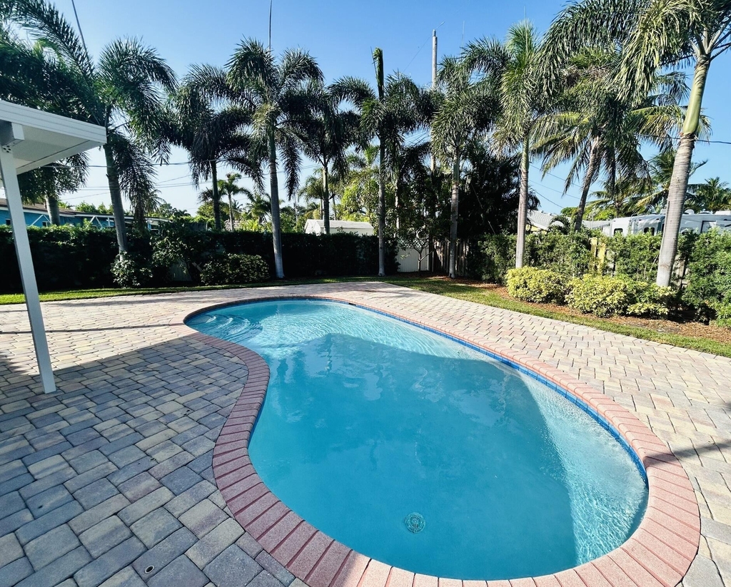 328 Se 6th Avenue - Photo 17
