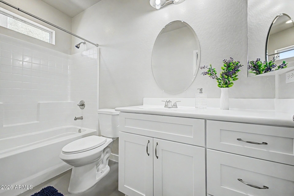 128 W Brooks Street - Photo 18