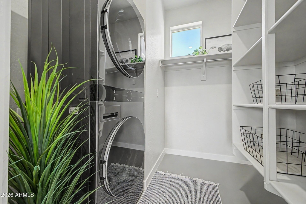 128 W Brooks Street - Photo 15