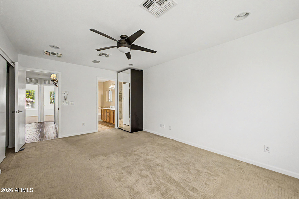 3301 E Marconi Avenue - Photo 7