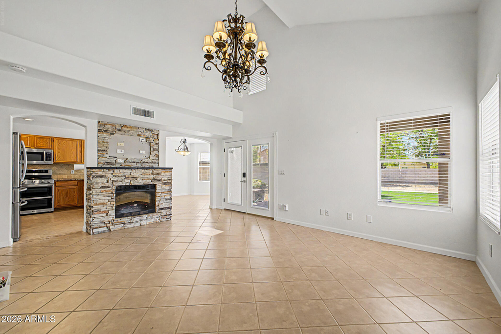 3301 E Marconi Avenue - Photo 2