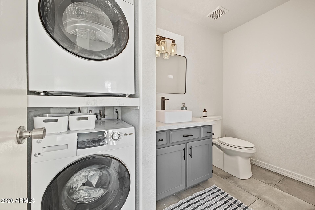 2940 N Oregon Street - Photo 8