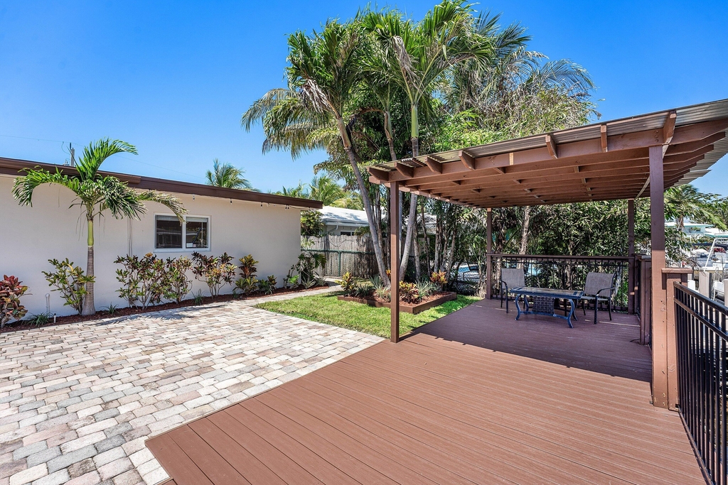 1525 Se 6th Street - Photo 49