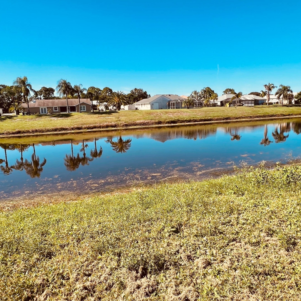 218 Sw Ridgecrest Drive - Photo 1