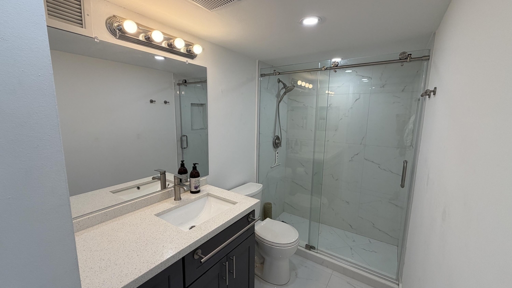 550 Bayshore Drive - Photo 17