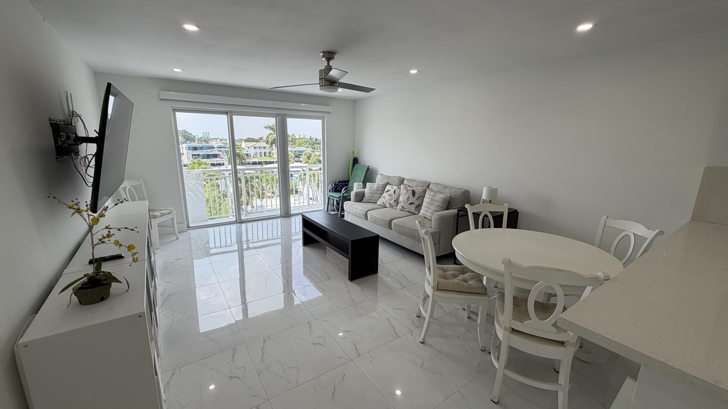 550 Bayshore Drive - Photo 18