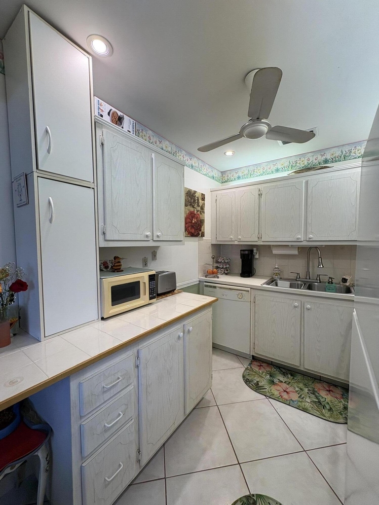 175 Bedford G - Photo 9
