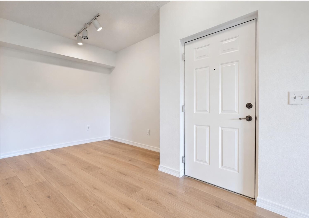3022 Alcazar Place - Photo 7