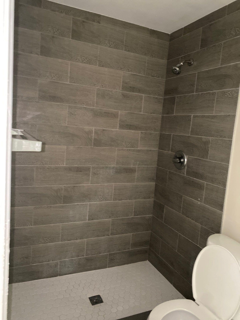 304 Nw 30th Court - Photo 4