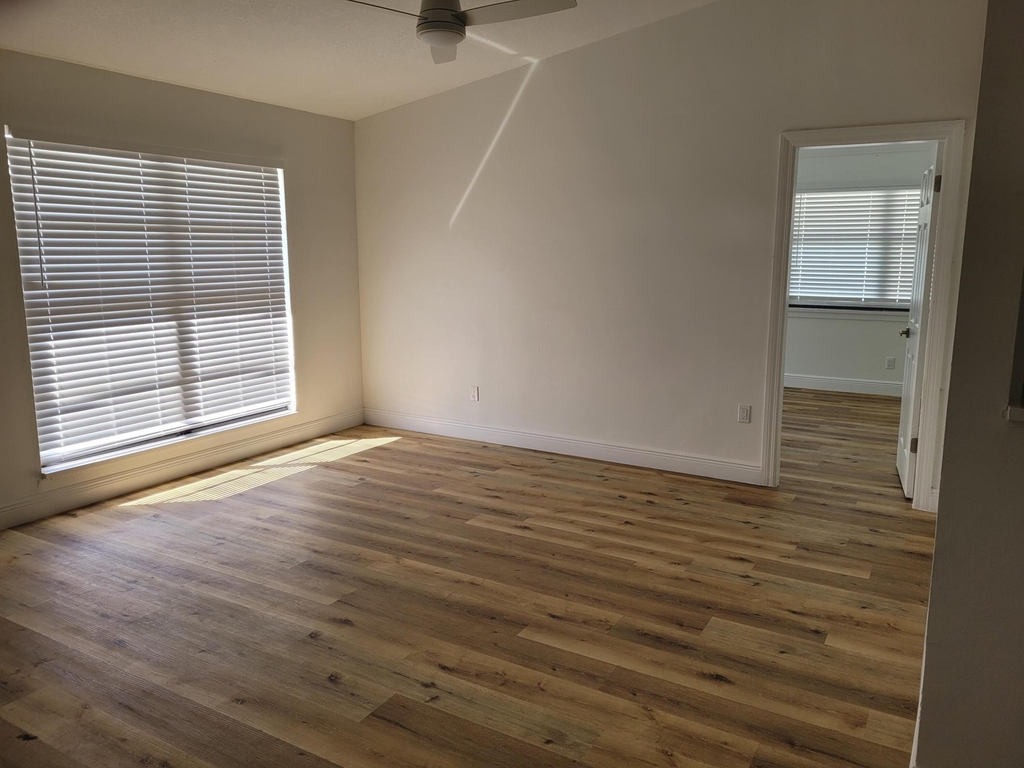 2911 Sw Lucerne Street - Photo 5
