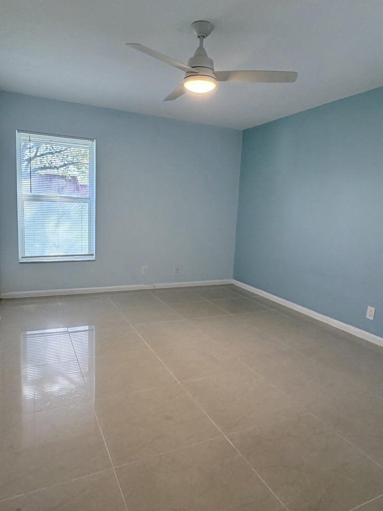 630 Marlboro Oval - Photo 6