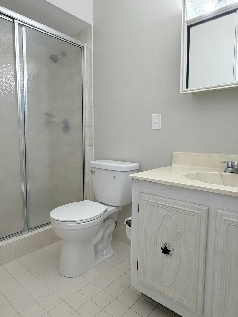 630 Marlboro Oval - Photo 8