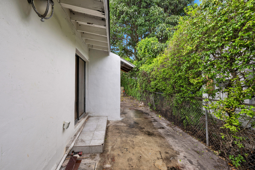 17551 Ne 5th Avenue - Photo 5