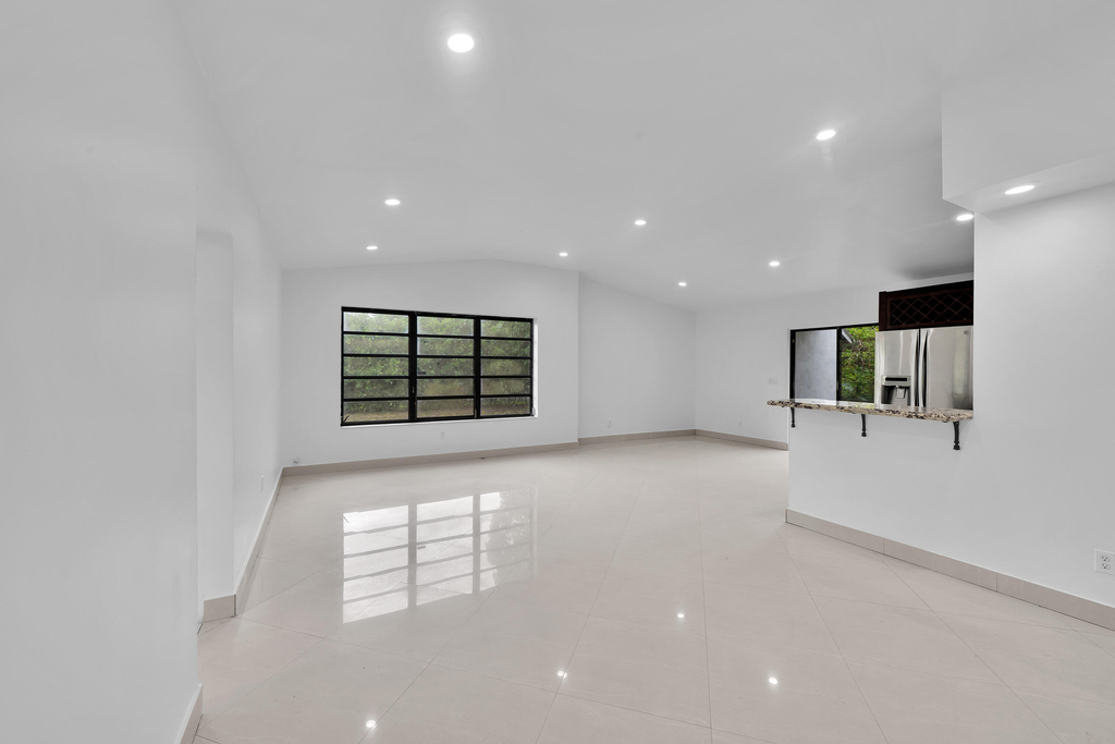 17551 Ne 5th Avenue - Photo 7