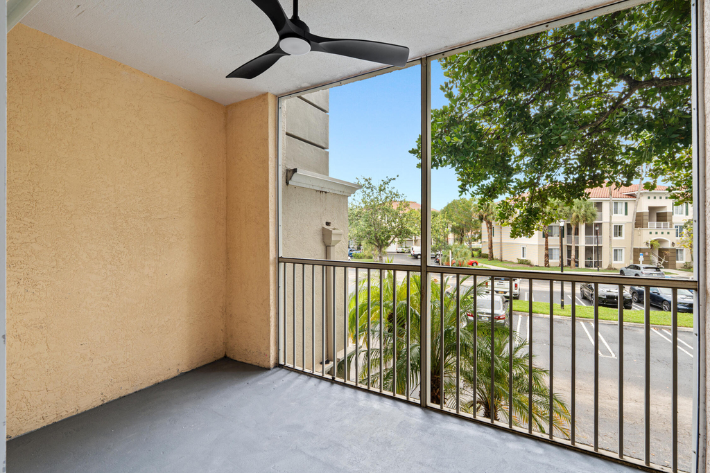 11721 W Atlantic Boulevard - Photo 8