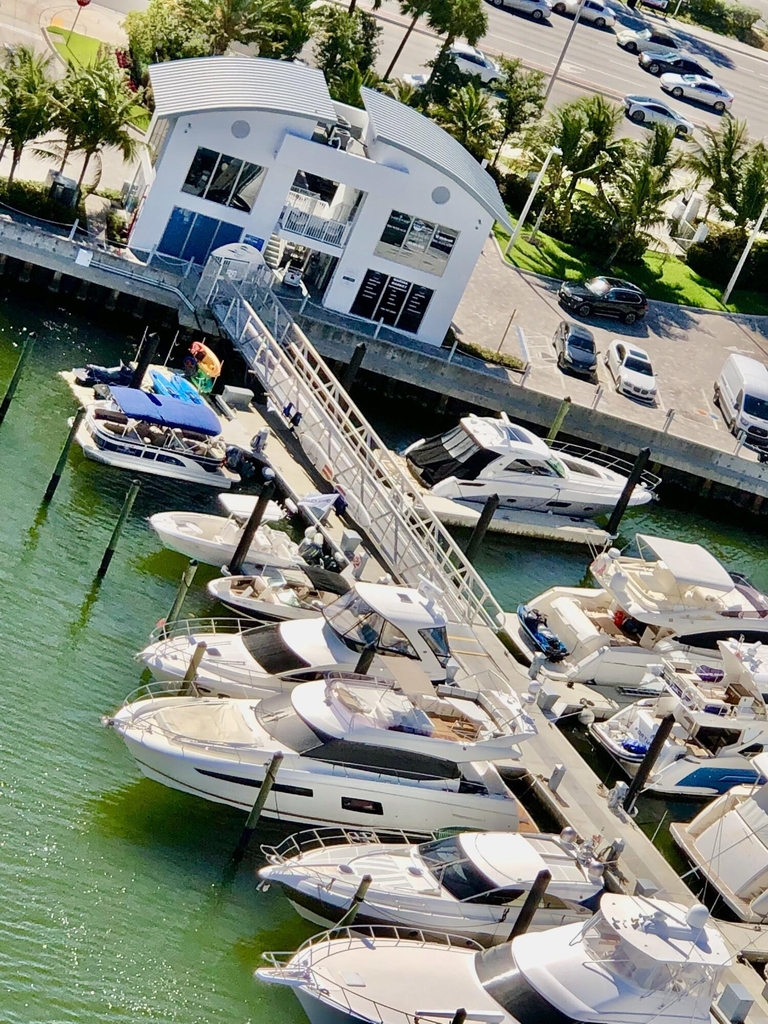 17111 Biscayne Boulevard - Photo 41