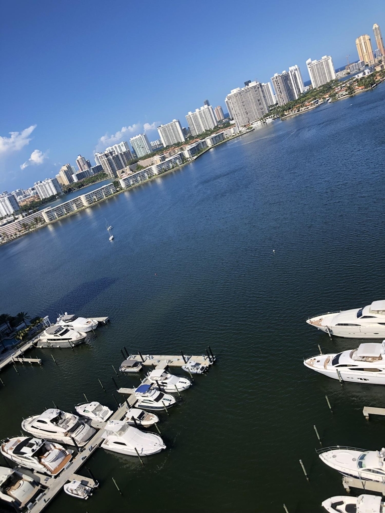 17111 Biscayne Boulevard - Photo 23
