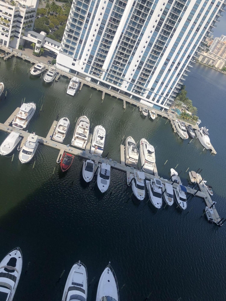 17111 Biscayne Boulevard - Photo 43