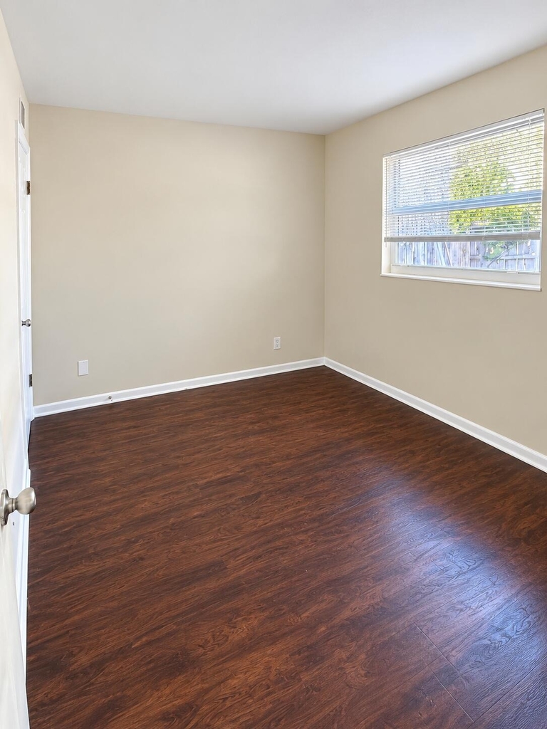 153 N 3rd Street - Photo 8