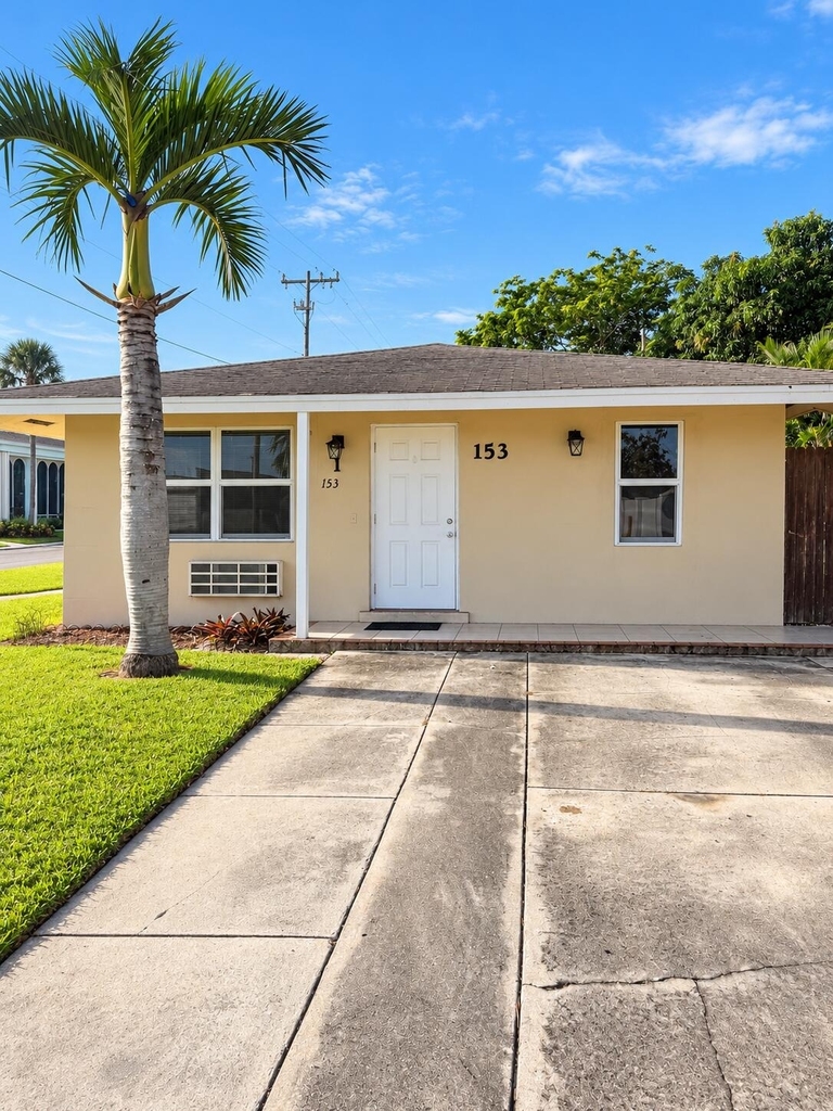 153 N 3rd Street - Photo 0