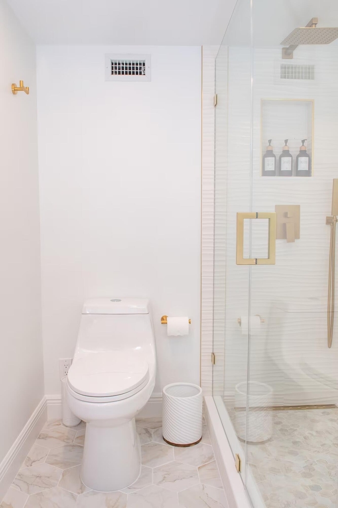 129 E Hart Street - Photo 8