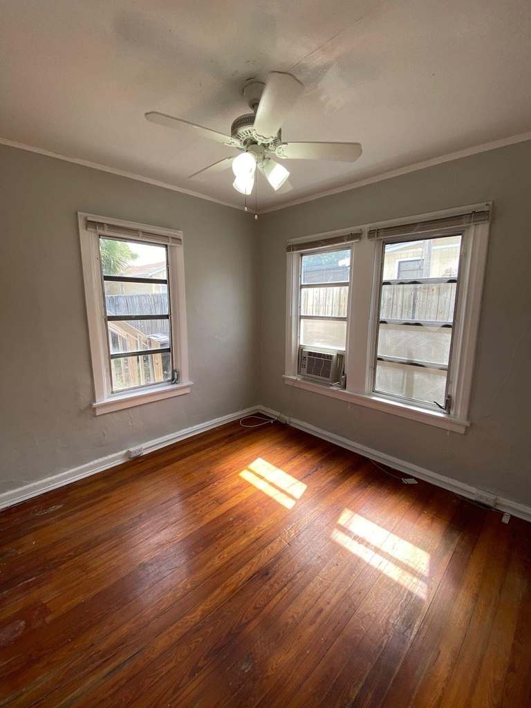 736 Omar Road - Photo 10