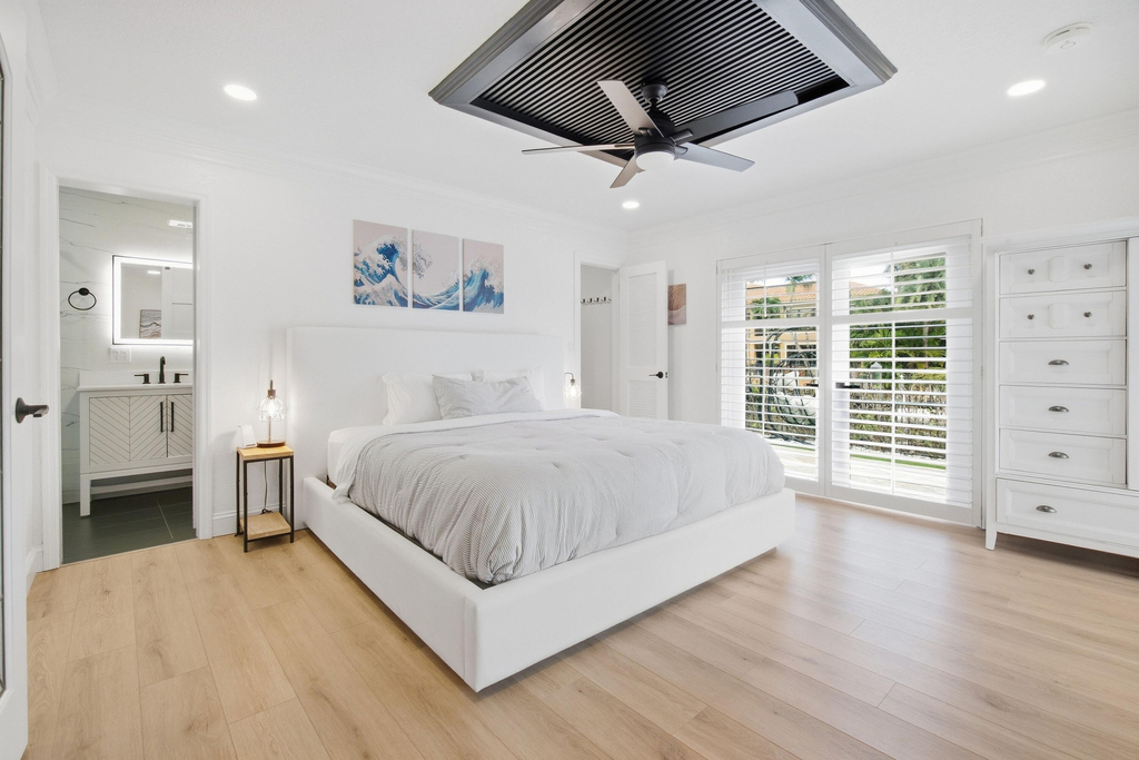 4030 Ne 25th Avenue - Photo 9