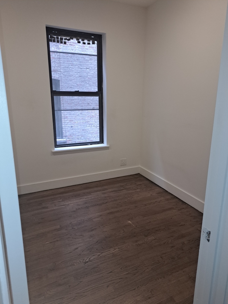 188 Claremont Avenue - Photo 4