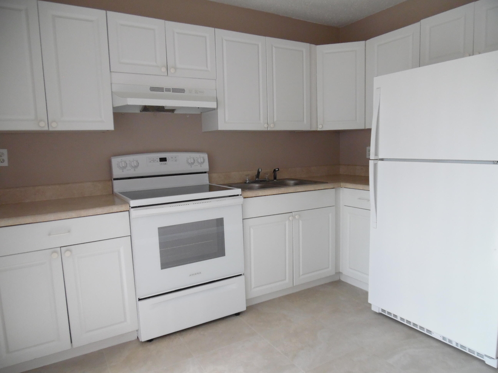 3986 Hernden Drive - Photo 4