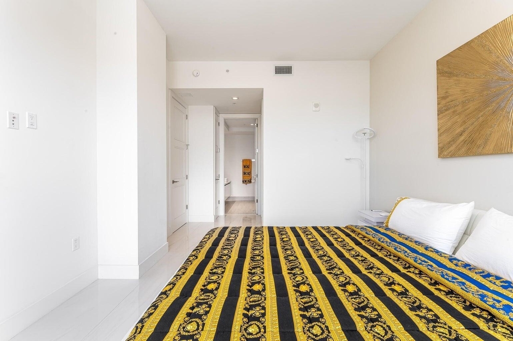 155 E Boca Raton Road - Photo 10