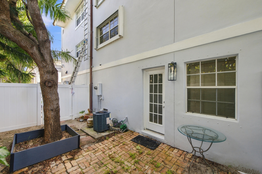 4640 Bougainvilla Drive - Photo 43
