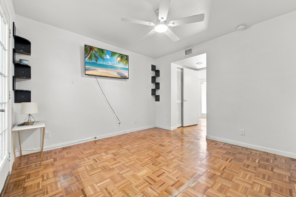 4640 Bougainvilla Drive - Photo 7