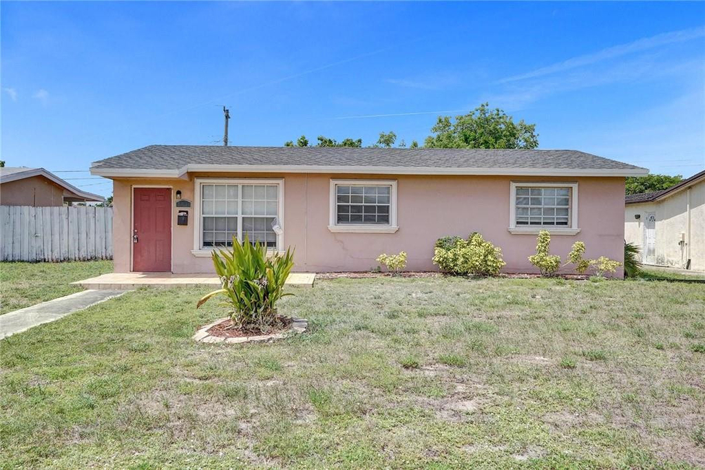 7741 Nw 33rd Street - Photo 1