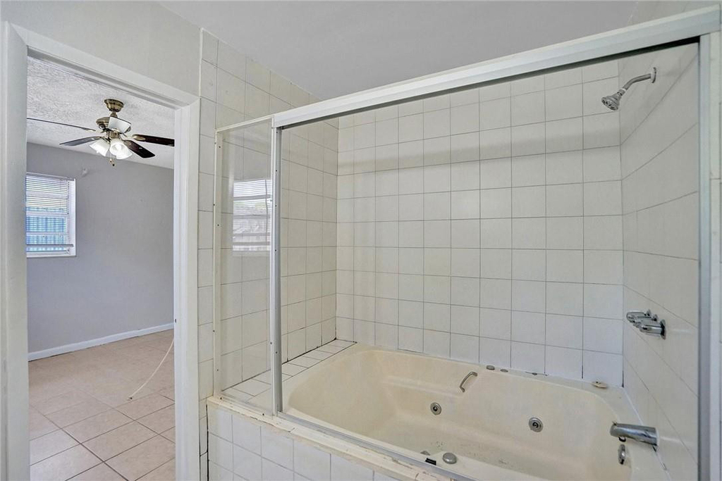 7741 Nw 33rd Street - Photo 4