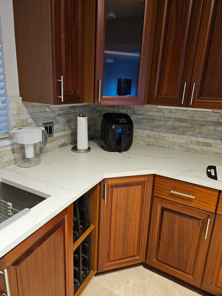 1640 Presidential Way - Photo 3