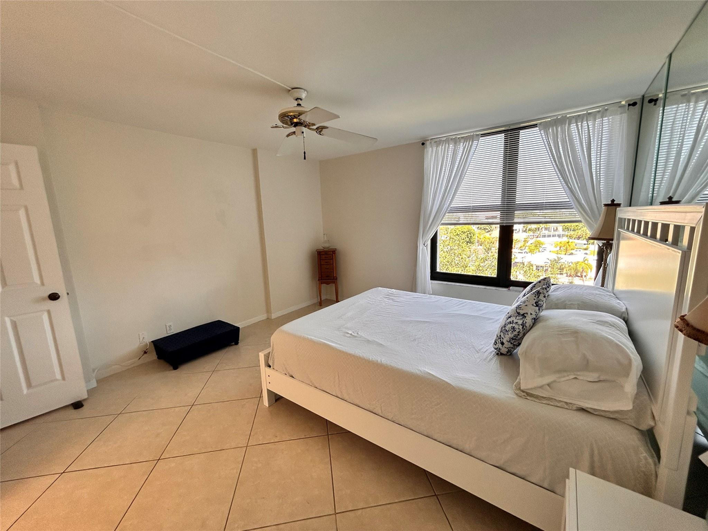 14 Royal Palm Way - Photo 17