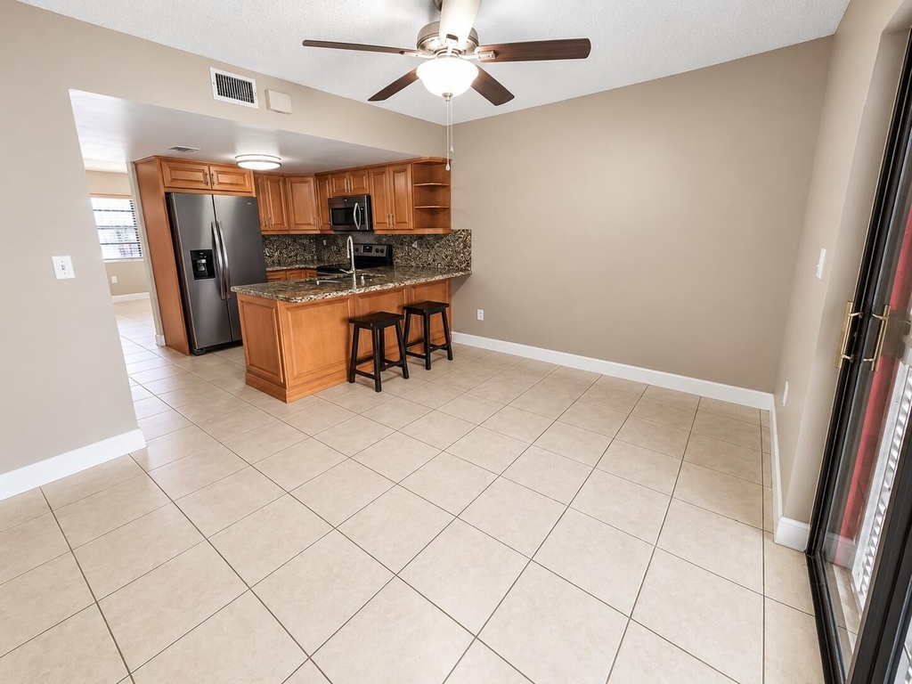12027 Sw 10th Street - Photo 2