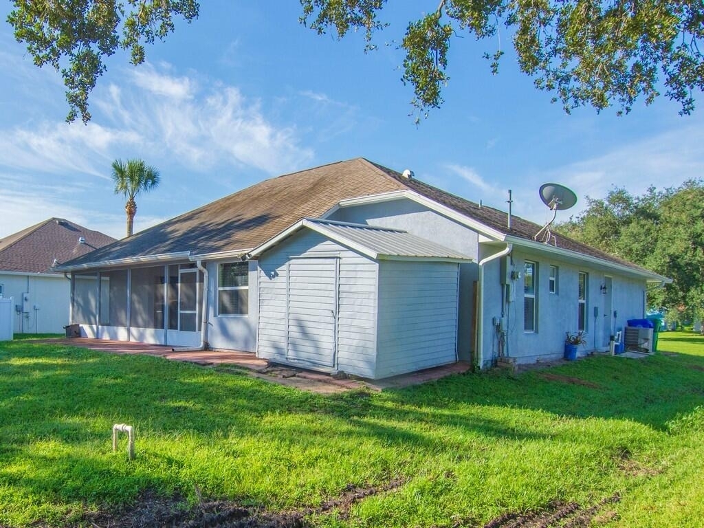 1108 Coverbrook Lane - Photo 2