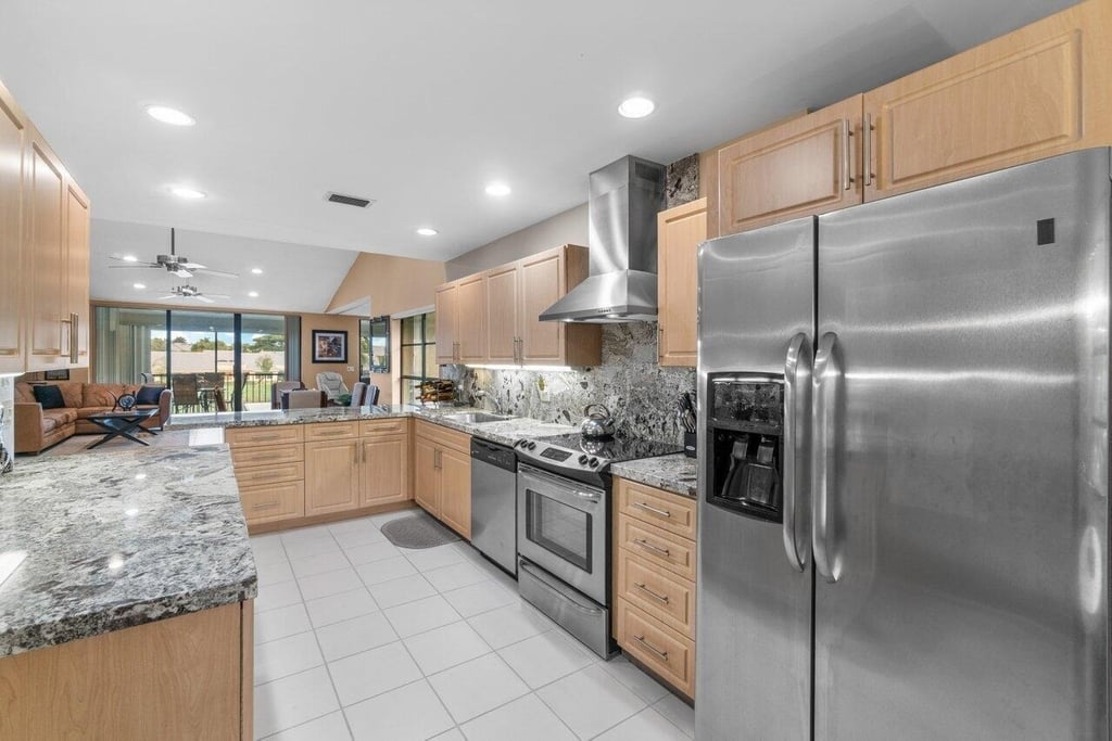 68 Eastgate Drive - Photo 5