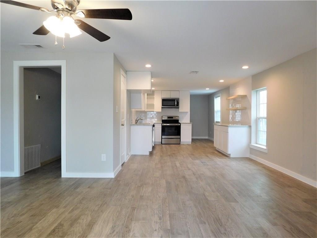 401 S Arizona Drive - Photo 2